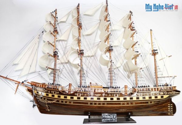 Mô hình  thuyền buồm phong thủy France II gỗ đen 1.2m (cả mũi 1m5) MNV-TB18/121