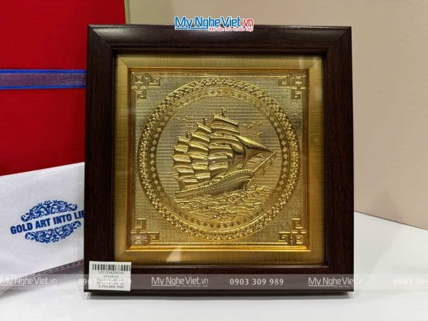 Tranh Thuận Buồm Dát Vàng 24K