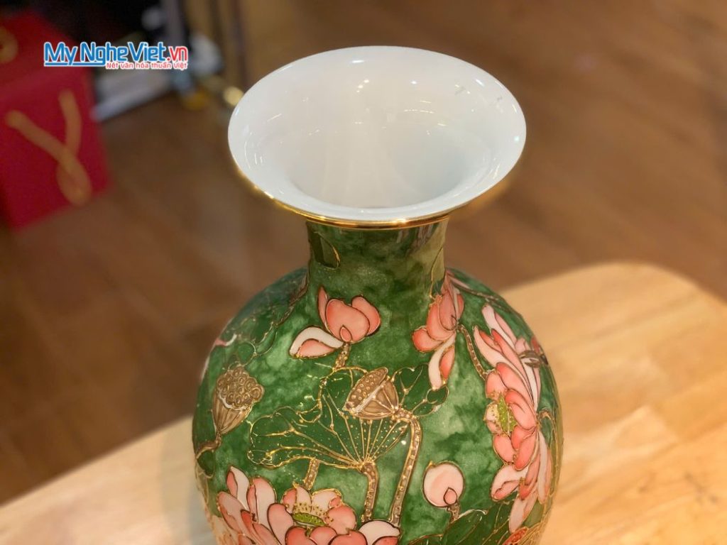 BÌnh hút tài lộc dáng lục bình hạc sen