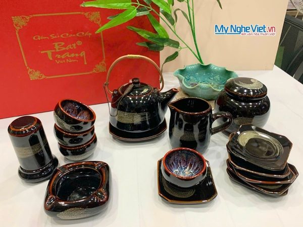 Bình trà hỏa biến quệt trắng và phụ kiện