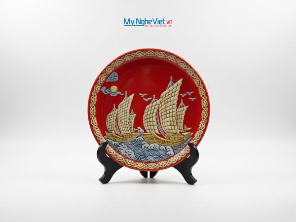 Tranh Đĩa Gốm Bát Tràng Thuận Buồm Xanh Coban Đắp Nổi - Quà biếu sang trọng