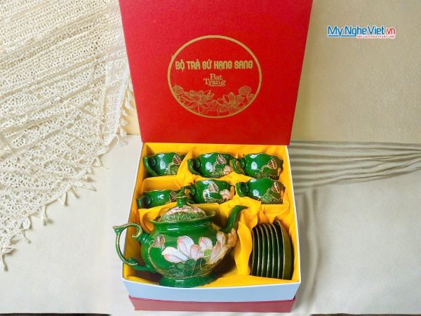 Bộ Bình Trà Queen Xanh Ngọc Vẽ Vàng Kim Họa Tiết Hoa Đắp Nổi Hoa Sen