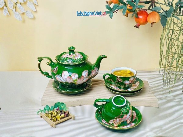 Bộ Bình Trà Queen Xanh Ngọc Vẽ Vàng Kim Họa Tiết Hoa Đắp Nổi Hoa Sen