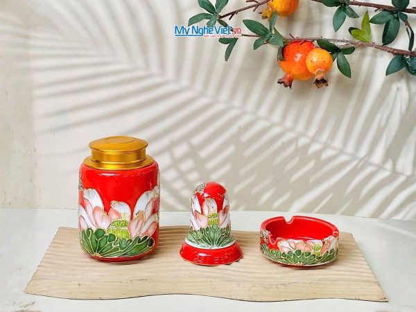 Bộ Bình Trà Queen Màu Đỏ Vẽ Vàng Kim Họa Tiết Hoa Đắp Nổi Hoa Sen